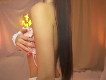 girl
        sunny_maria cam image #5735378