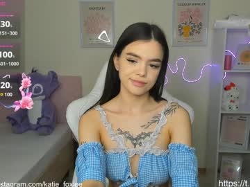 girl
        katiefoxie cam image #5867616