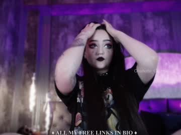 girl
        charlotte_germanotta_ cam image #5569286