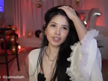 girl
        anniehillofficial_ cam image #3208117