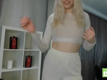 girl
        beverlyvega cam image #1059815