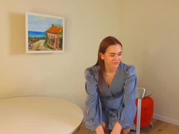 girl
        garyncoaker cam image #4064913