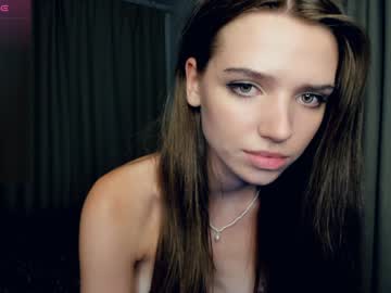 girl
        daisyfoulks cam image #4687908