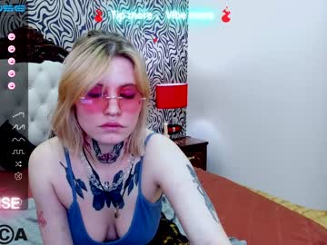 girl
        happy_gir1 cam image #704255