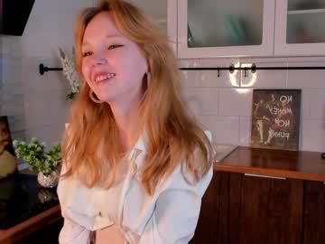 girl
        maudbayles cam image #5344219