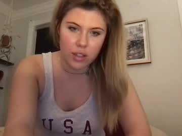 girl
        baileywest cam image #5839379