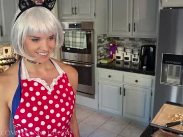 girl
        phoenix_taylor cam image #4364672