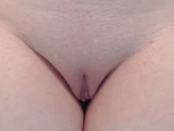 girl
        sensitive__lady cam image #3000633