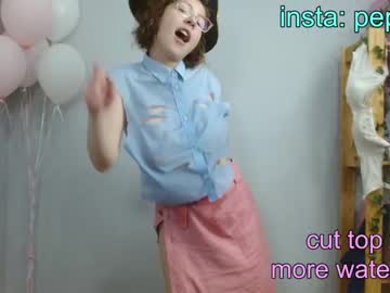 girl
        lovely_leeeya cam image #509572