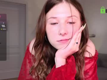 girl
        lottie_shine cam image #4845971