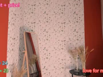 girl
        jenny_ames cam image #497099