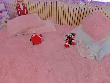 girl
        little_effy18 cam image #3127968