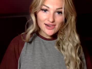 girl
        slimthiccchick cam image #461642