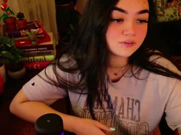 girl
        annatigarr cam image #4919056