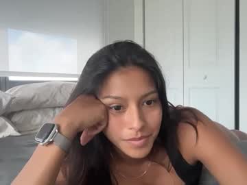 girl
        sexyserena1 cam image #7063133