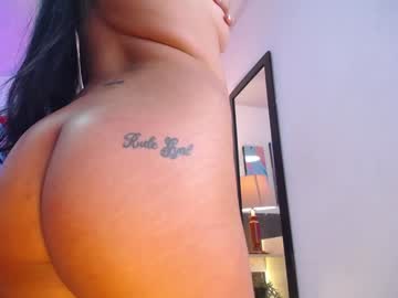 girl
        camilarodriguezs cam image #5609096