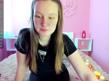 girl
        cass_andra cam image #796889