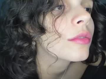girl
        lilbeccaxo cam image #1530035