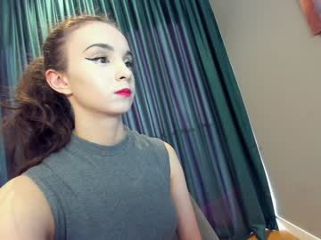 girl
        ehotlovea cam image #6822704
