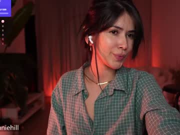 girl
        anniehillofficial_ cam image #5176276