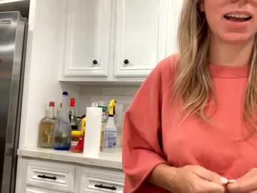 girl
        texas_blonde cam image #2430475