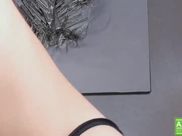 girl
        darling_dreamer cam image #2558846