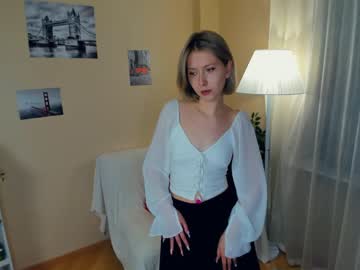 girl
        petraemans cam image #3572897
