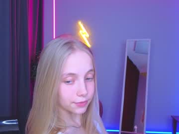 girl
        appr0ved cam image #1021268